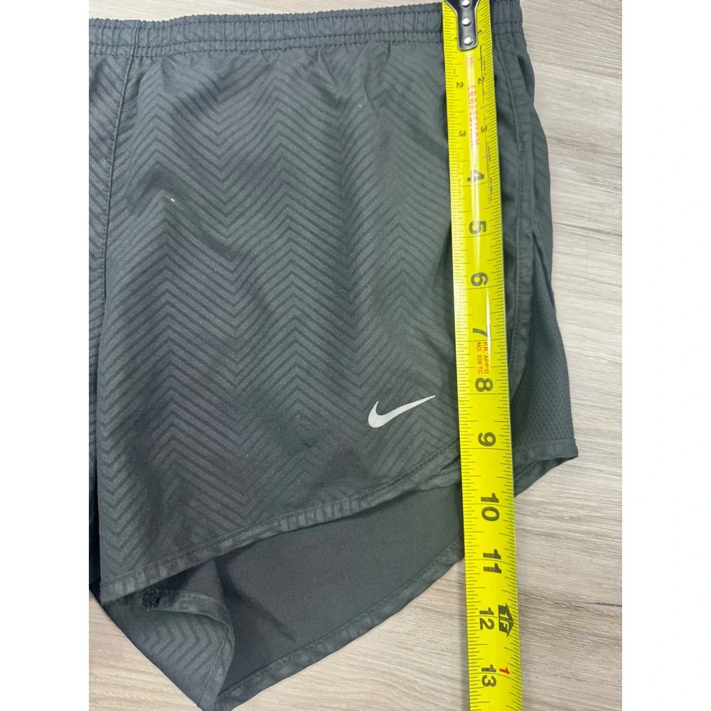 Nike Dri-FIT Womens Black Chevron Running Shorts Size XS Athletic Gym Activewear